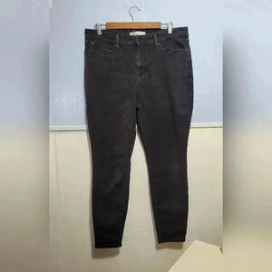 Levi's Signature Mid-Rise Skinny Black Jeans